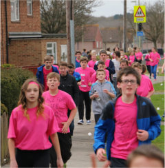 Students race for Cancer Research UK